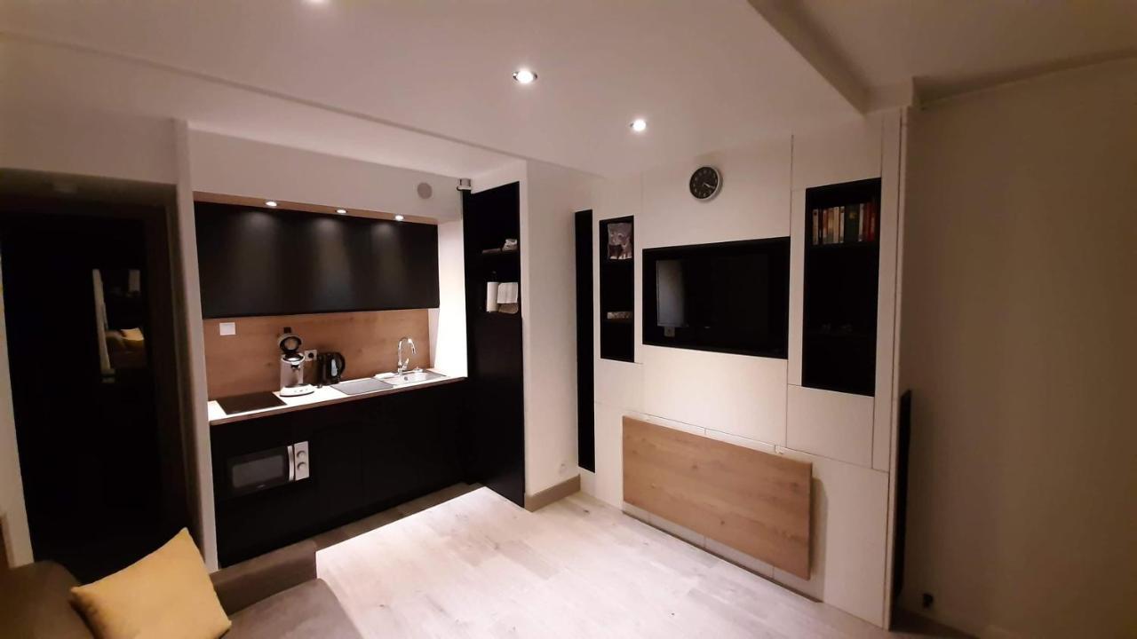 Appartement Superbe 2** Rénové A Neuf Idéalement Placé Aix-les-Bains
