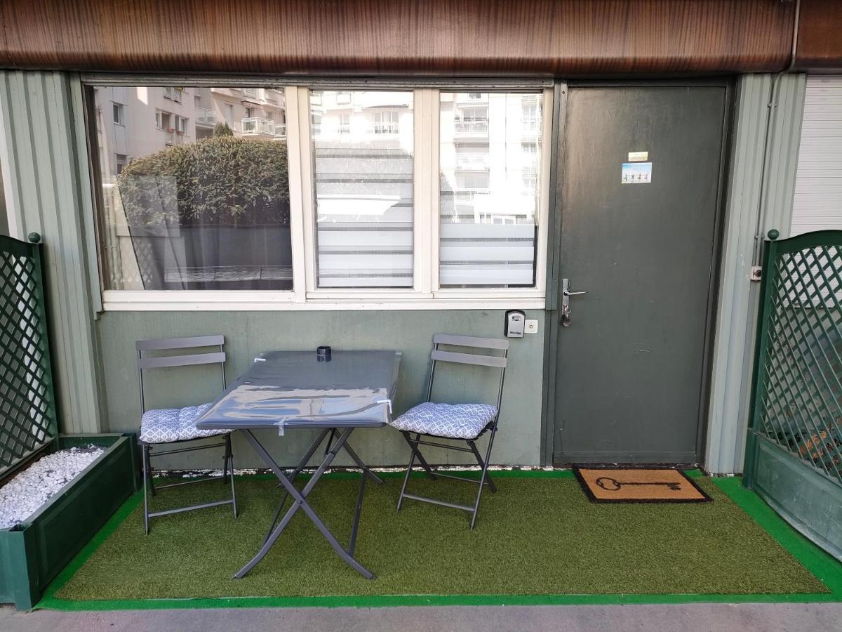 Appartement Superbe 2** Rénové A Neuf Idéalement Placé