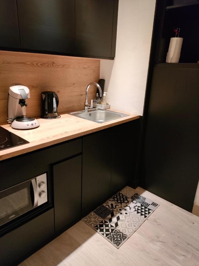 Apartment Superbe 2 Etoiles Parking Prive En Centre Aix-les-Bains